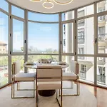 Luxury Apartments In Barrio Palacio